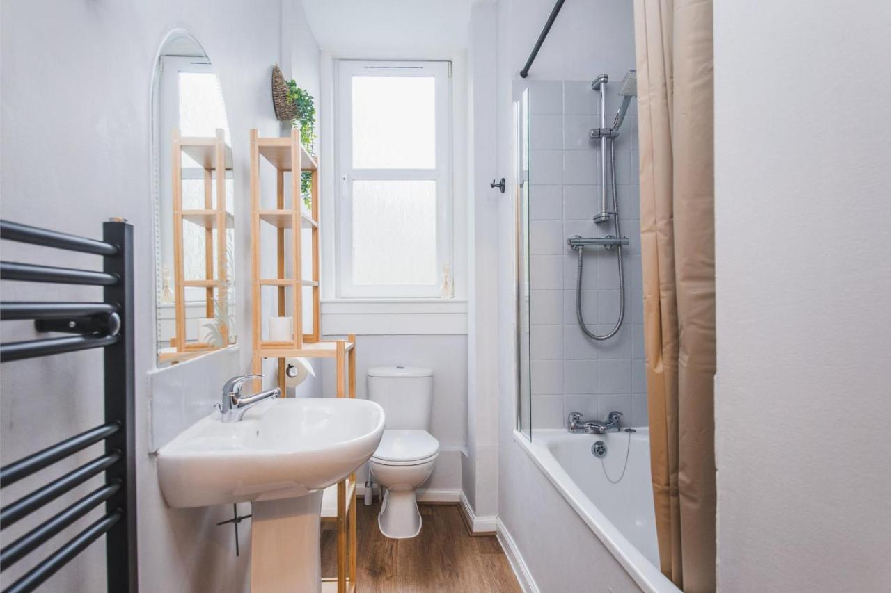 New Sleek 1Bd Edinburgh City Centre Stay Екстер'єр фото