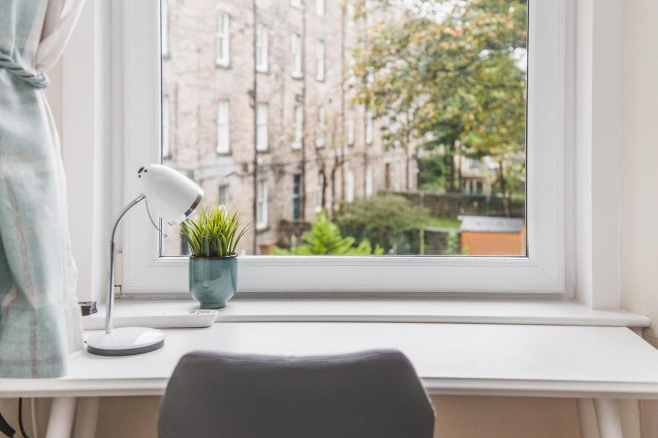 New Sleek 1Bd Edinburgh City Centre Stay Екстер'єр фото